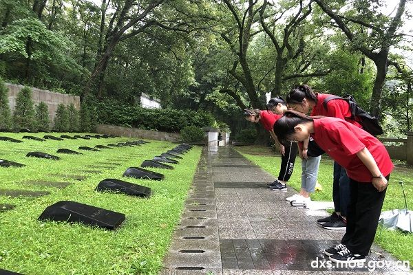 舟山烈士陵园：行烈士陵园沐风雨，革命情怀继初心