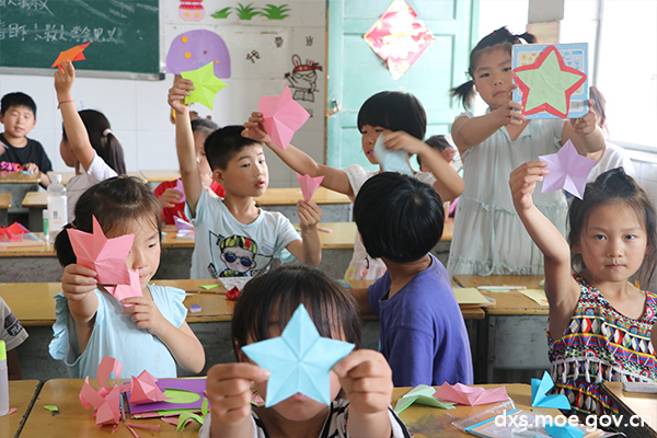 安师大学子聚焦留守儿童成长：五年守望 初心不改