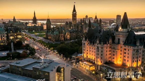 盘点好莱坞最爱去加拿大取景拍大片的美景地！去加拿大留学的你可以去看看哦！