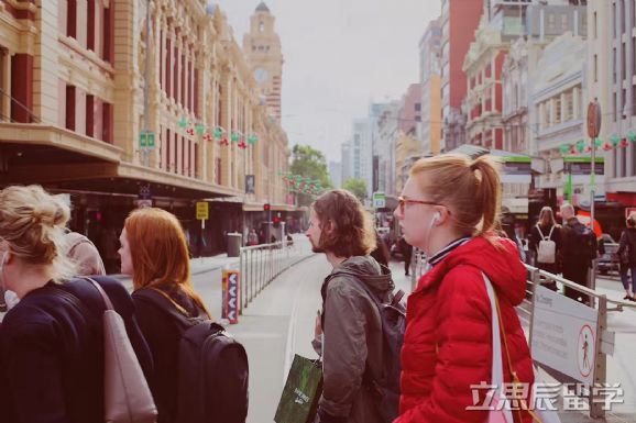 中国学生为何都纷纷选择留学澳洲？澳洲留学优势有哪些？
