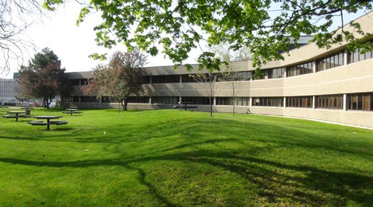 拉瓦尔大学国内承认吗？