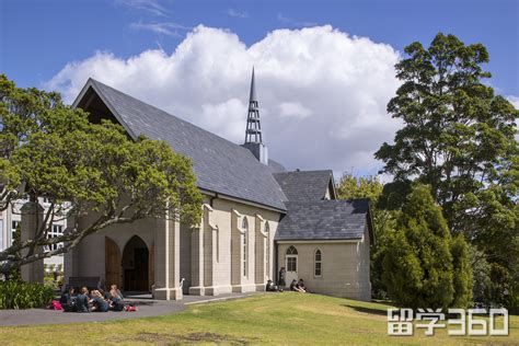 圣卡斯伯特学院