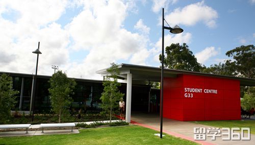 澳大利亚学费低的大学