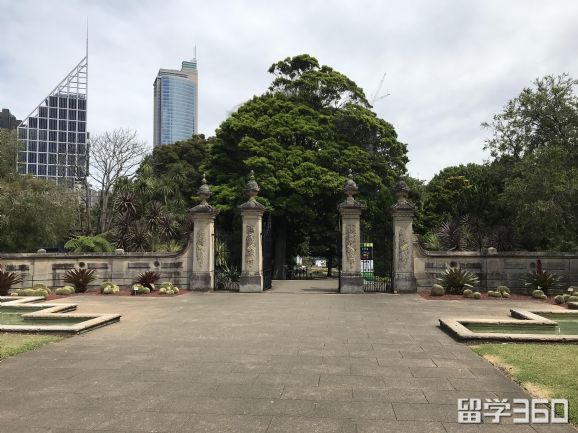 重大消息，澳洲EOI 90分邀请将持续下去，澳洲留学生最关心的10大问题指南请收好！