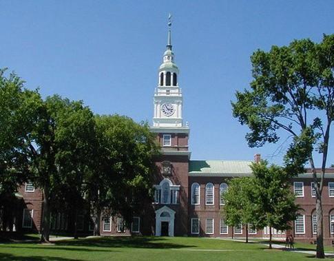 波士顿学院和哥伦比亚大学哪个好？