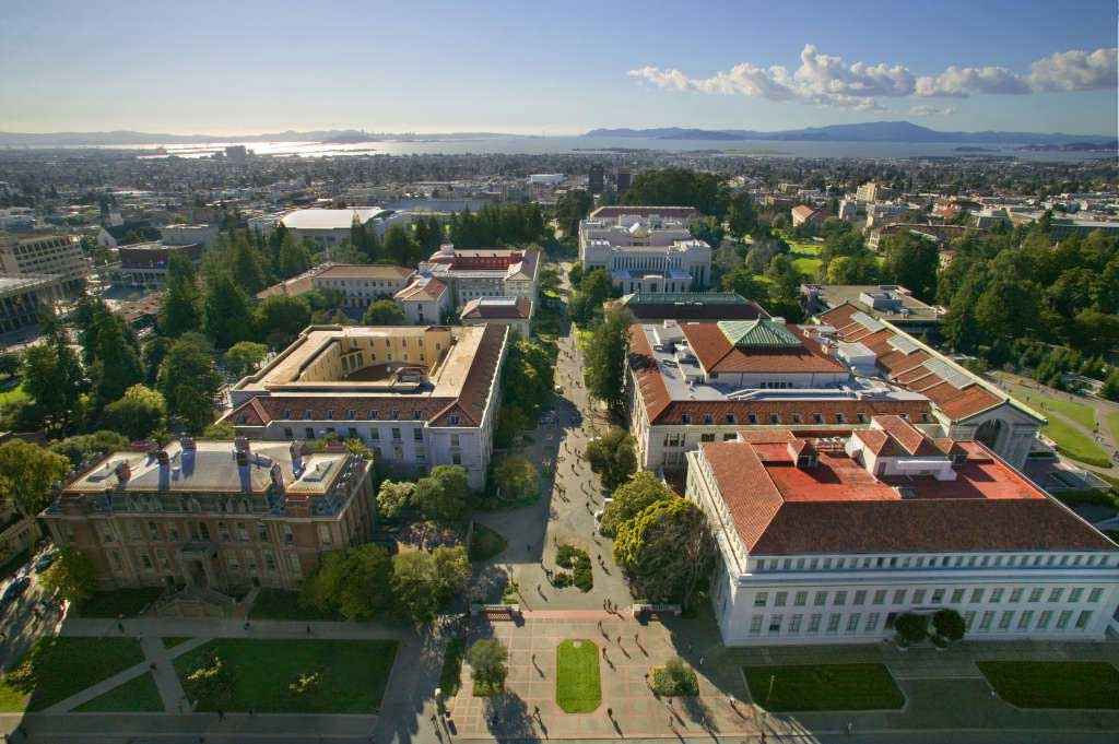 加州大学伯克利分校和范德堡大学哪个好？