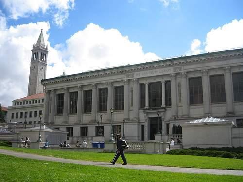 加州大学伯克利分校和圣路易斯华盛顿大学哪个好？