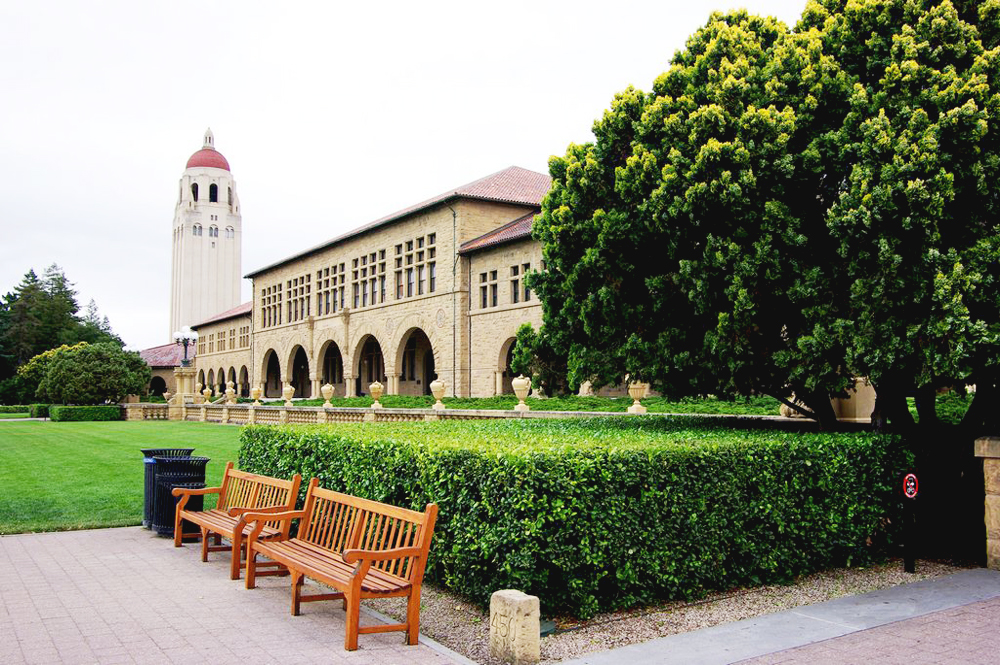 斯坦福大学在社会地位有多高？