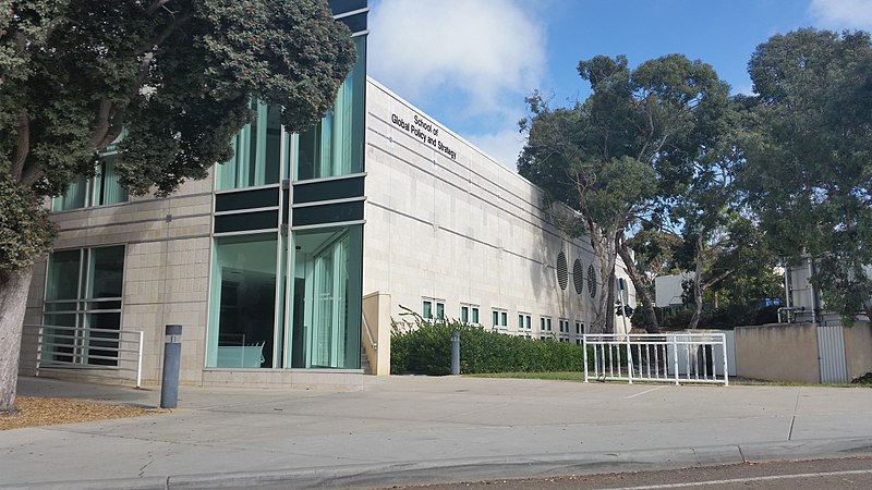 加州大学圣地亚哥分校和凯斯西储大学哪个好？