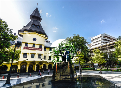 泰国国立法政大学本地排名