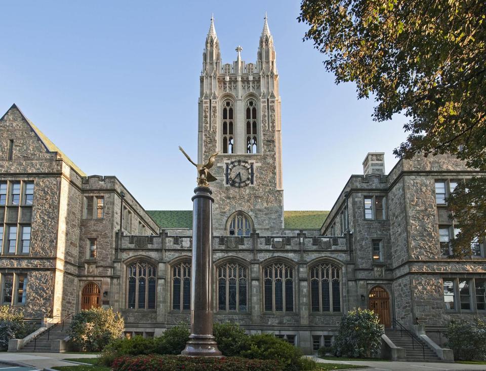 波士顿学院和佩珀代因大学哪个好？