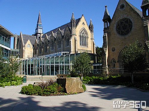 英国留学|利兹大学只收211、985的商科专业一览