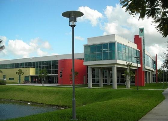 美国佛罗里达国际大学排名