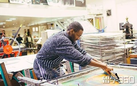 高考生，想去英国留学？这份教育体系攻略，为你开路！