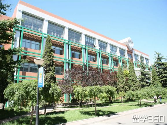 2018年新英格兰大学本科如何申请