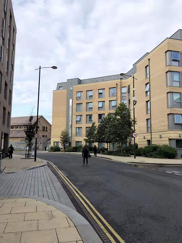 英国阿斯顿大学本科