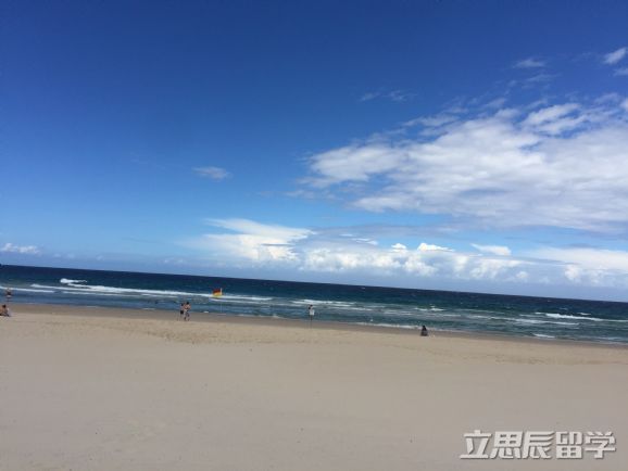 昆士兰大学语言课程