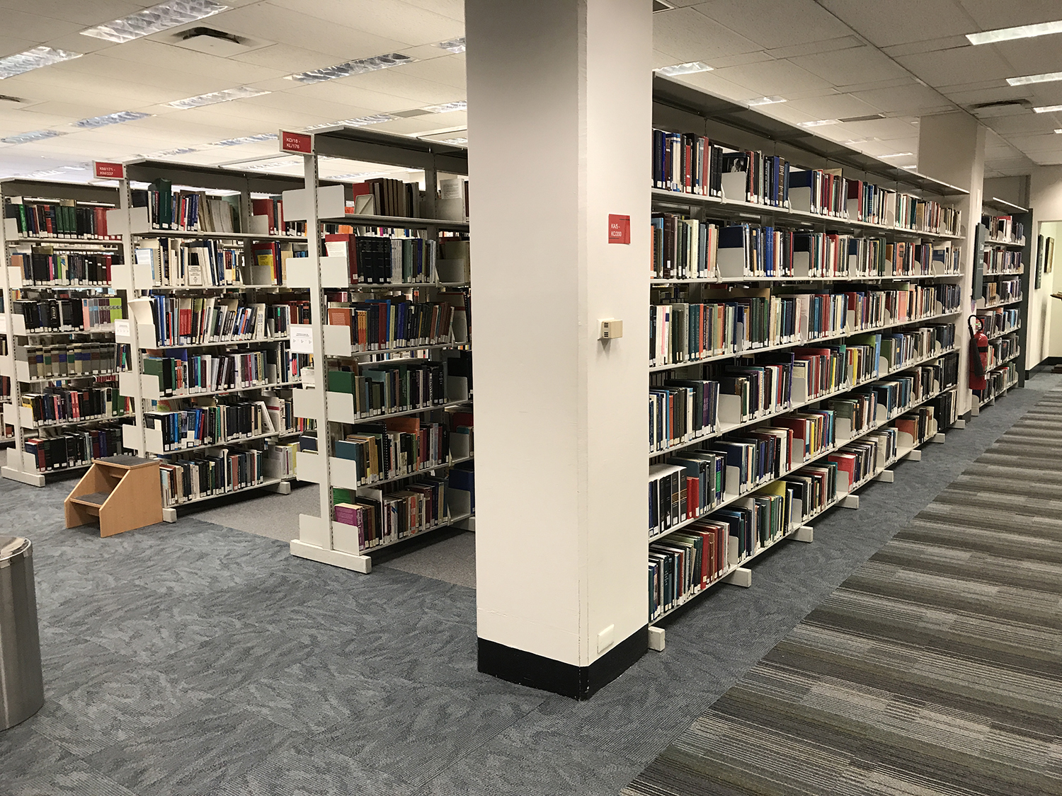卧龙岗大学商学院排名