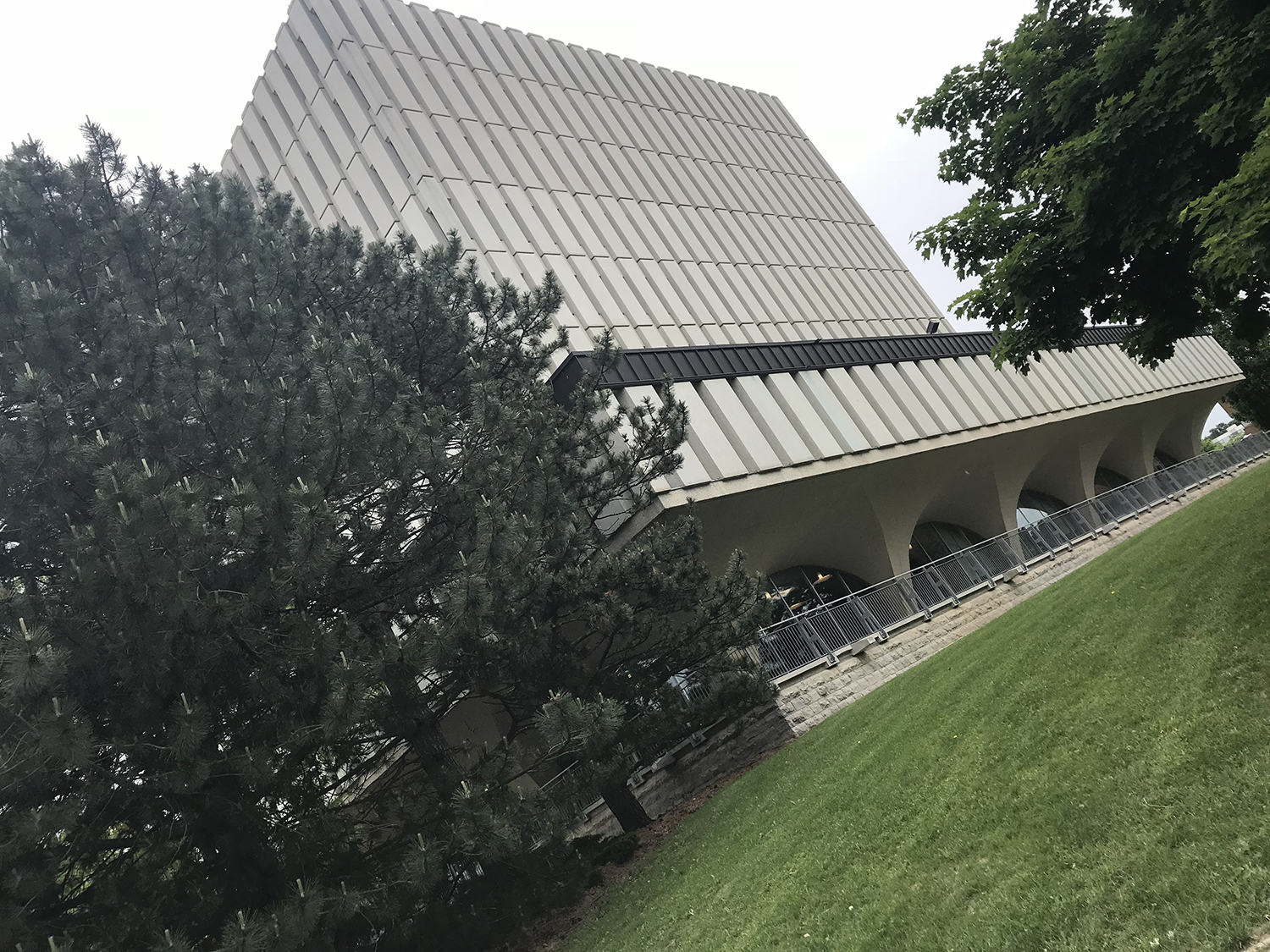 滑铁卢大学加拿大排名