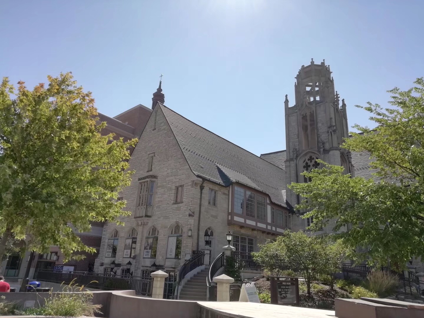 布兰迪斯大学研究生费用