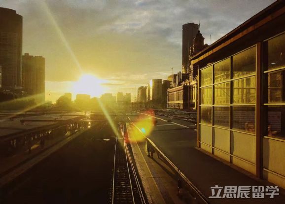 墨尔本大学申请费多少钱