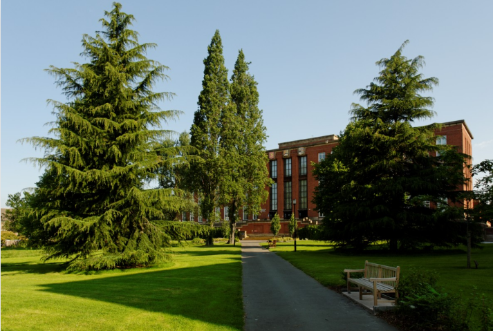 阿斯顿大学就业率全英排名前五