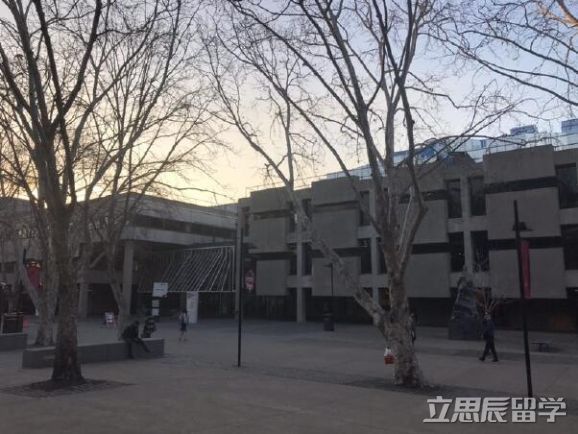 麦考瑞大学读研雅思