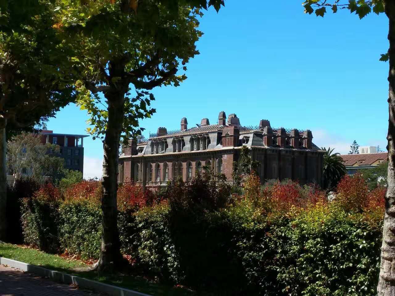 波士顿大学计算机系