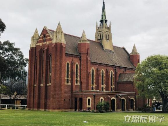 墨尔本大学申请费用