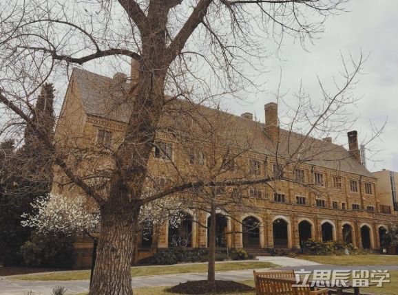 墨尔本大学it硕士费用