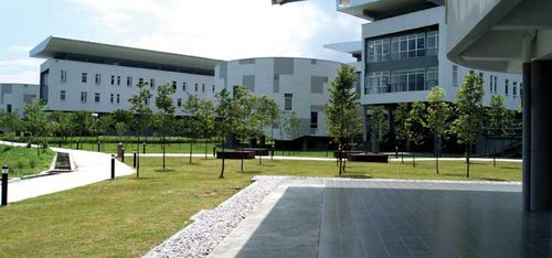 拉曼大学留学是全日制吗