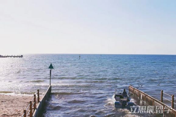 澳洲莫纳什大学语言班