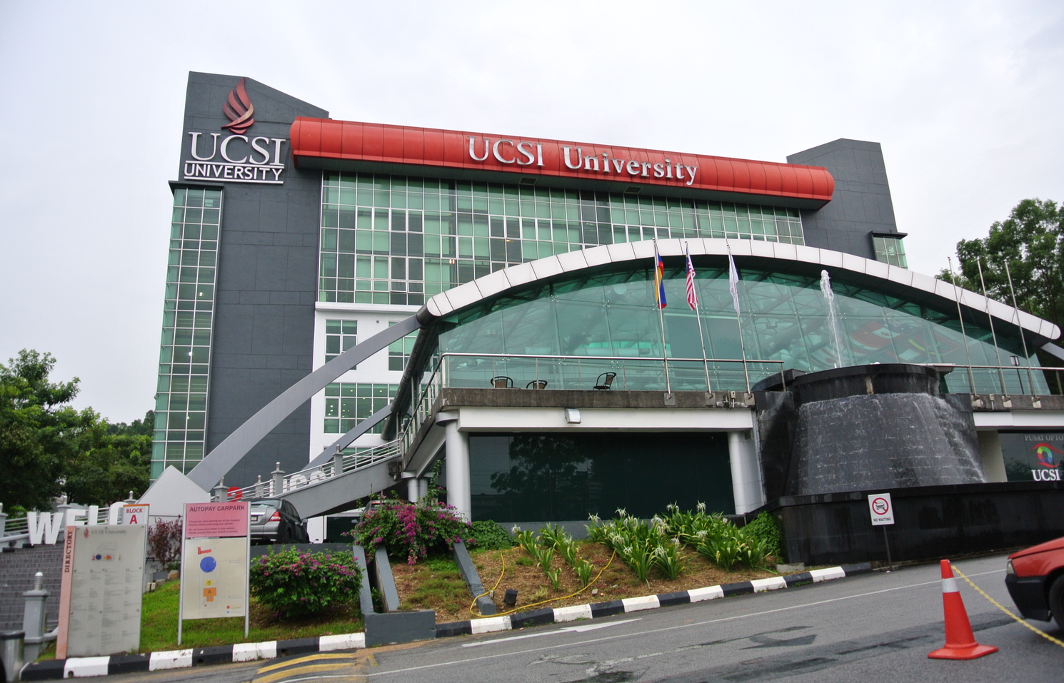 马来西亚留学六大热门专业，你想pick哪一个？