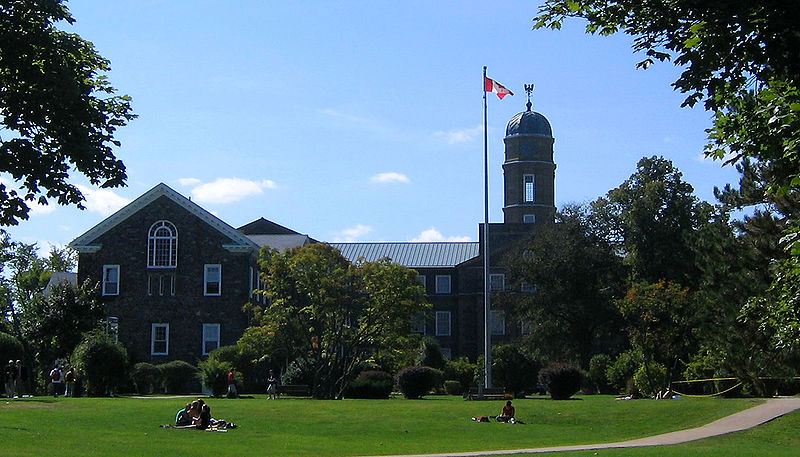 “宽进严出”的加拿大大学到底有多严？