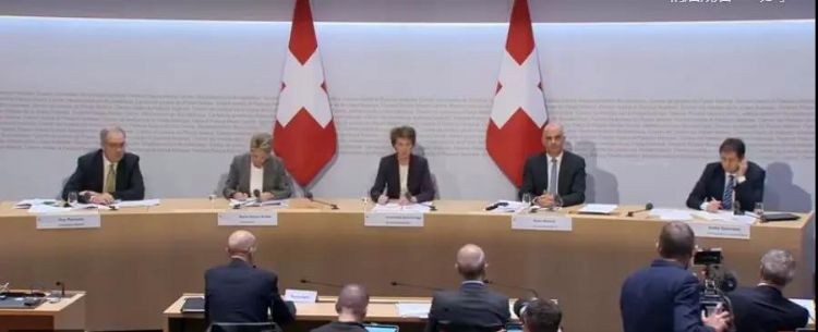 瑞士联邦委员会发布应对疫情最新举措