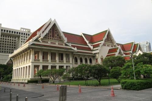 泰国奖学金申请条件