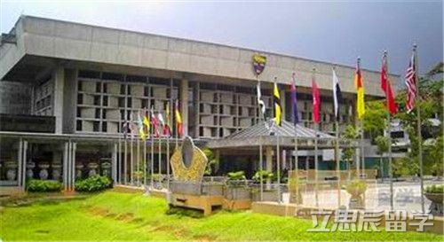 马来亚大学拥有吸引人的国际教学环境