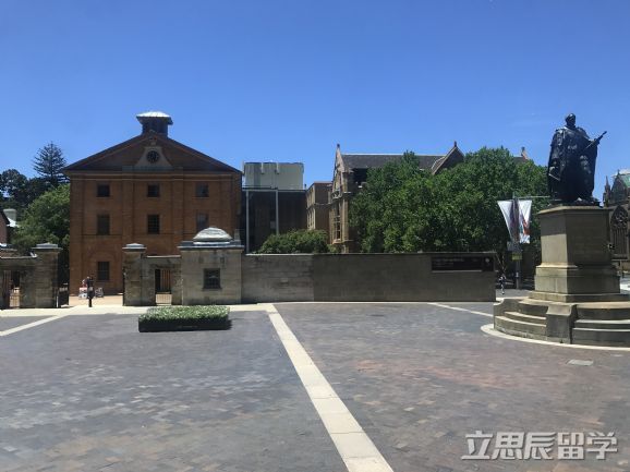 为什么澳大利亚莫道克大学吸引了这么多中国留学生？