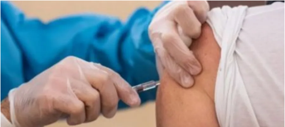 马来西亚接收首批新冠疫苗 ！疫苗接种计划提前！