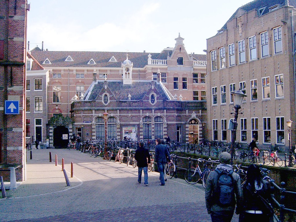 关于荷兰留学如何降低留学成本，来了解一下？