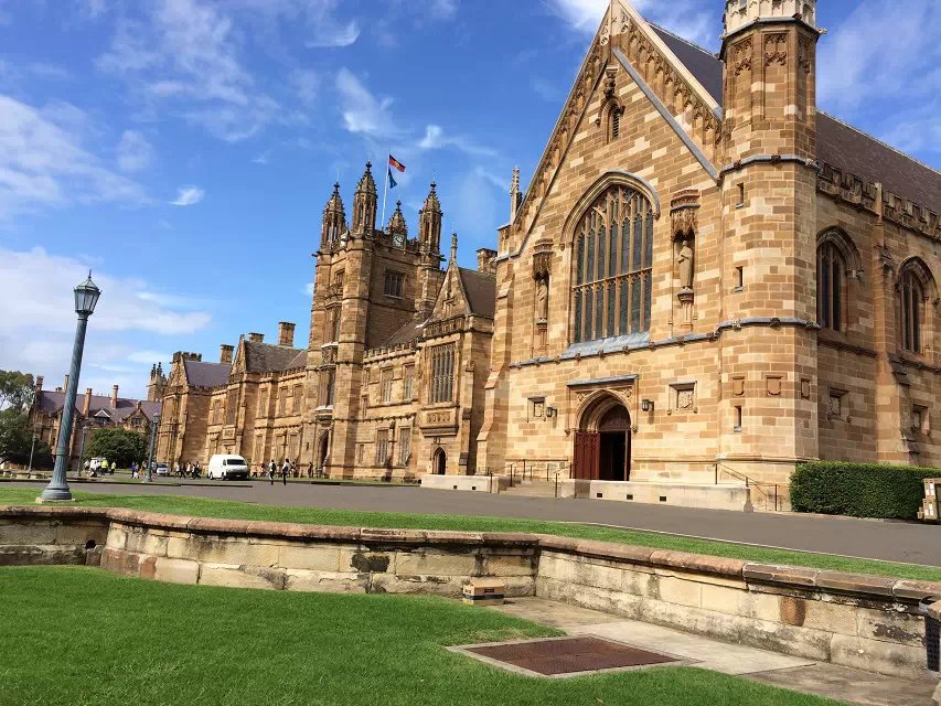 大学四年该做些什么才能去澳大利亚天主教大学读研？