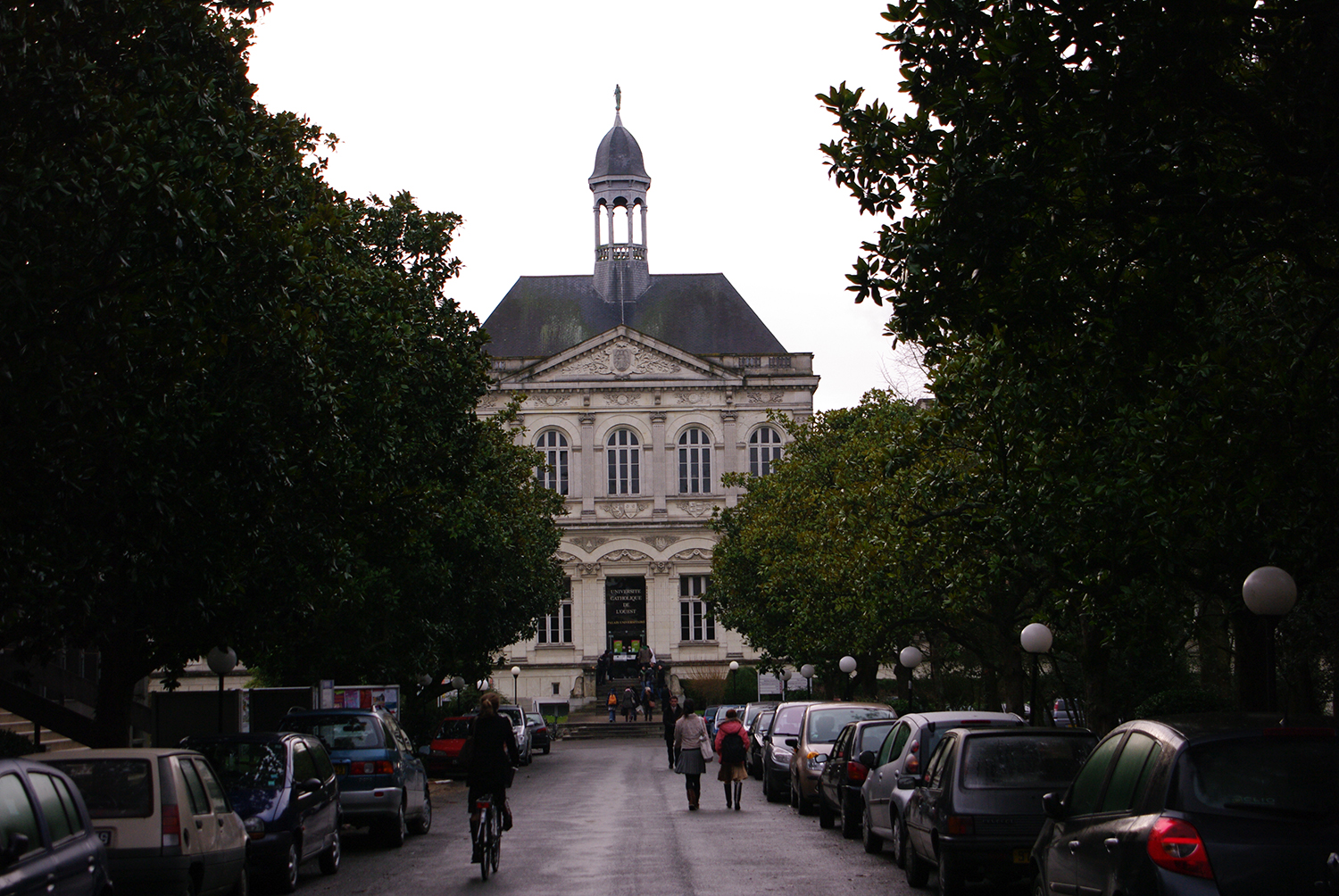法国留学丨择校时学校的综合排名是否真的这么重要呢？