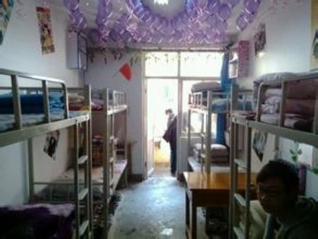 河南科技学院新科学院食堂宿舍条件怎么样—宿舍图片
