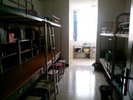 西安培华学院食堂宿舍条件怎么样—宿舍图片