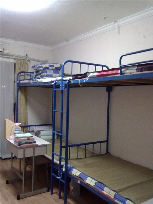 上海外国语大学贤达经济人文学院食堂宿舍条件怎么样—宿舍图片