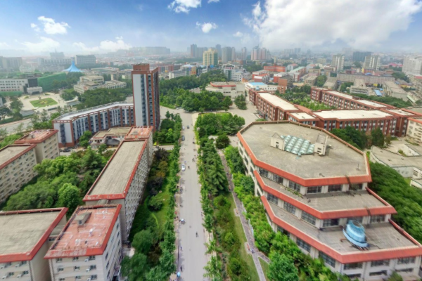 2019中国政法大学排名_全国第74名_北京市第13名（最新）