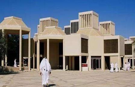 2017最新卡塔尔大学排名