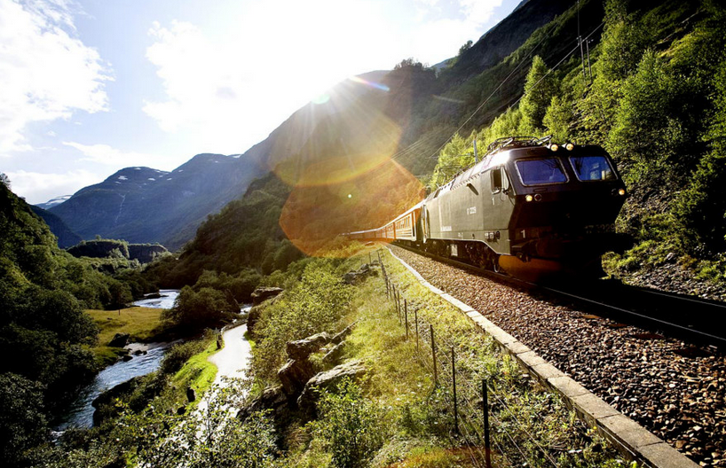 挪威弗洛姆高山火车
