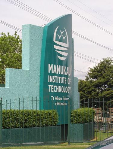 新西兰马努卡理工学校有几个校区