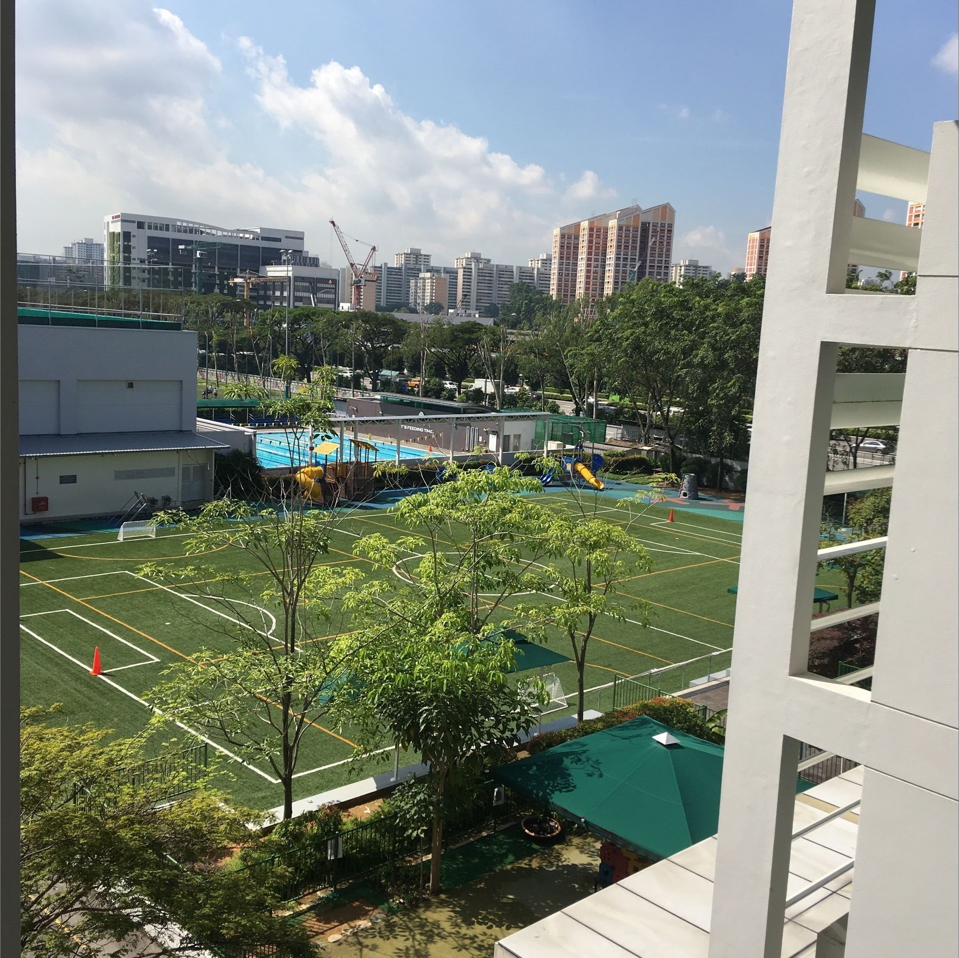 解读新加坡公立中学教育特色